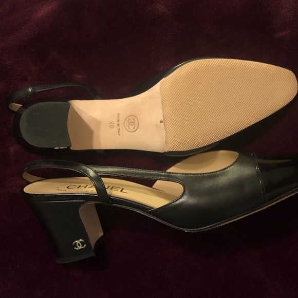 Black Chanel Slingnacks - Picture 5 of 7